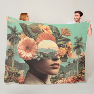 Couverture Polaire Surreal Female Portrait with Floral Elements
