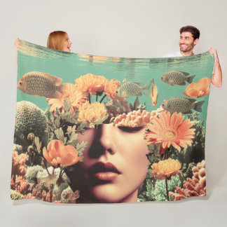 Couverture Polaire Surreal Underwater Portrait With Coral Flowers