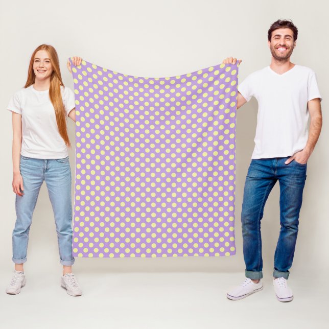 Couverture Polaire Taches lavande et citron (En situation)