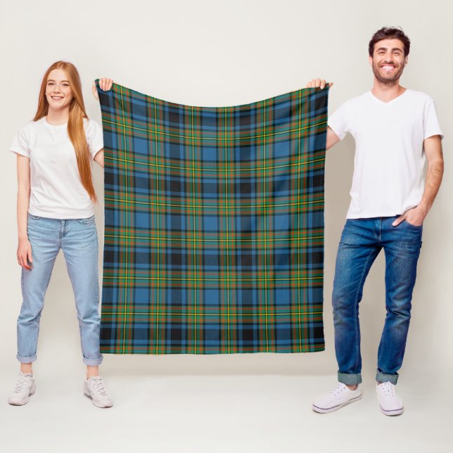 Couverture Polaire Tartan ancien de Gillies (En situation)