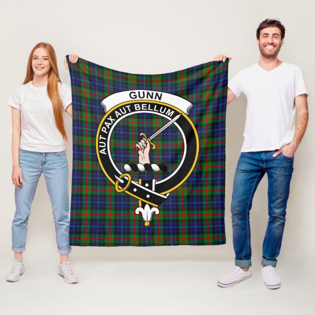 Couverture Polaire Tartan Clan Gunn (En situation)