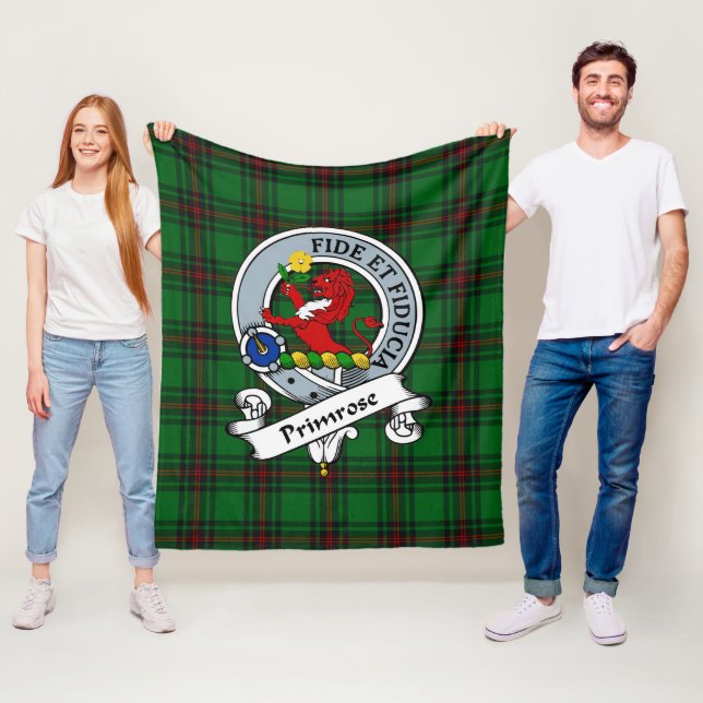 Couverture Polaire Tartan Plaid du Badge du Clan Primrose (En situation)
