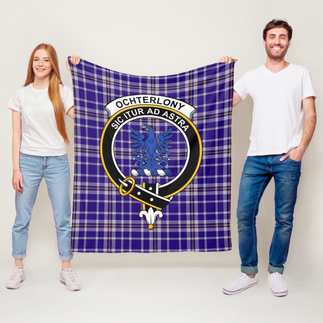 Couverture Polaire Tartan Plaid du Clan Ochterlony (En situation)