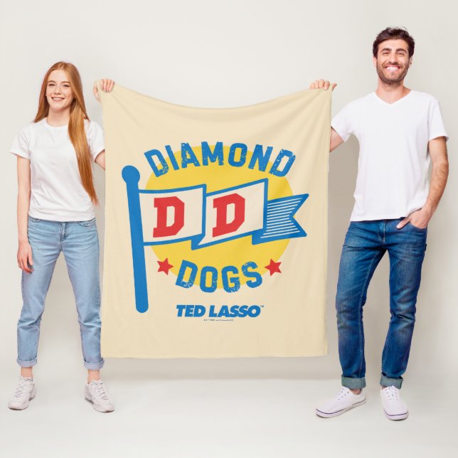 Couverture Polaire Ted Lasso | Diamond Chiens Pennant Graphisme (En situation)