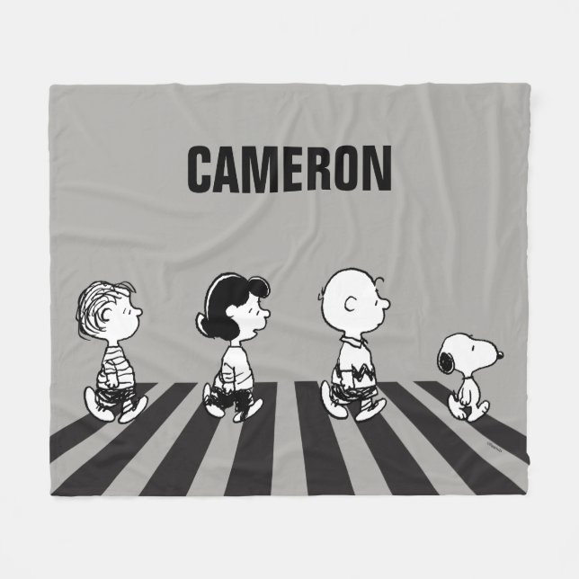 Couverture Polaire Tee - shirt | Marche de groupe | Ajouter Votre Nom (Devant (Horizontal))