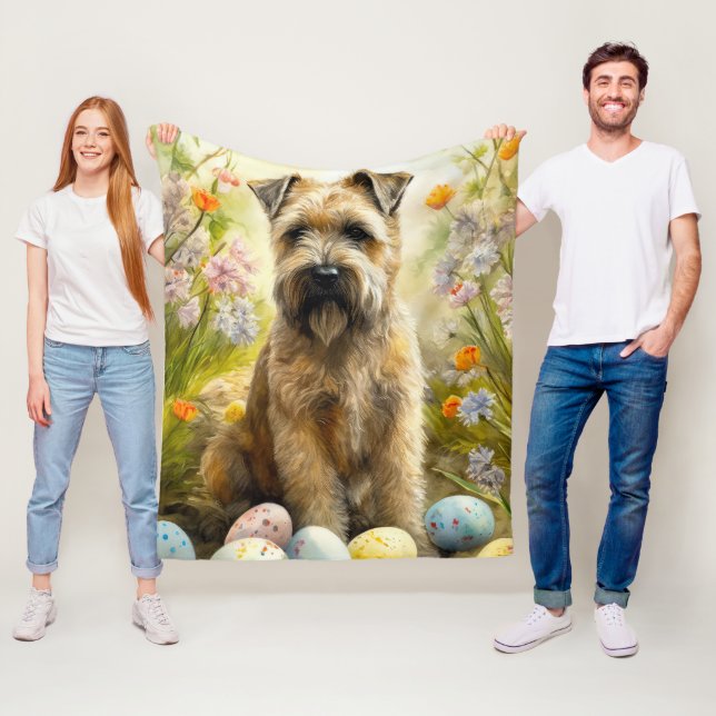 Couverture Polaire Tenterfield Terrier avec œufs de Pâques vacances  (En situation)
