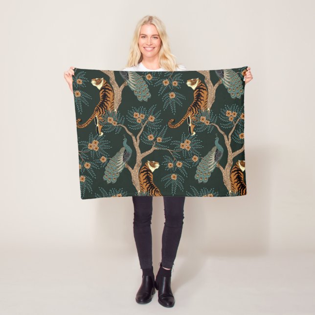 Couverture Polaire Tigre vintage et paon (En situation)
