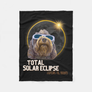 Couverture Polaire Totalité Solaire Eclipse Goldendoodle Avec Eclipse