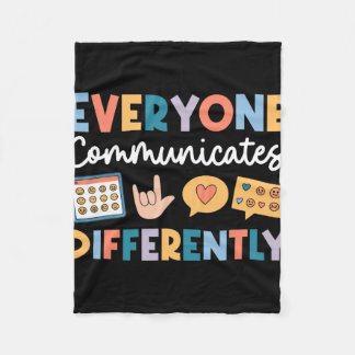 Couverture Polaire Tout le monde communique différemment Éducation sp