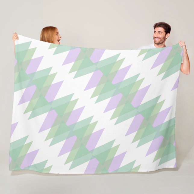 Couverture Polaire Triangles vert et lilas (En situation)