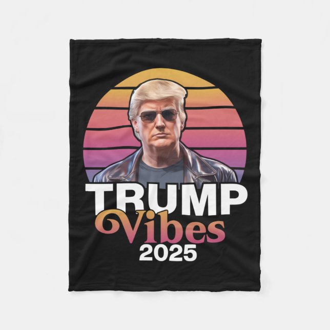 Couverture Polaire Trump Vibes 2025 Chiffon Top (Devant)