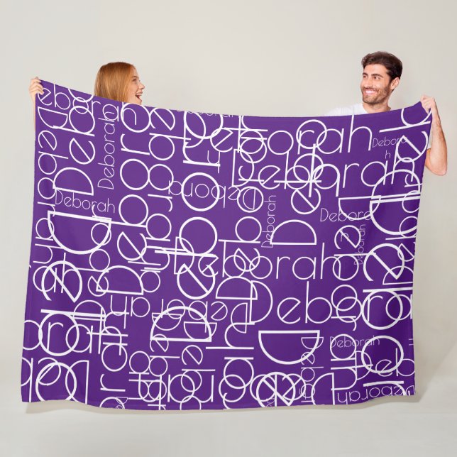 Couverture Polaire Typographie moderne rétro violet (En situation)