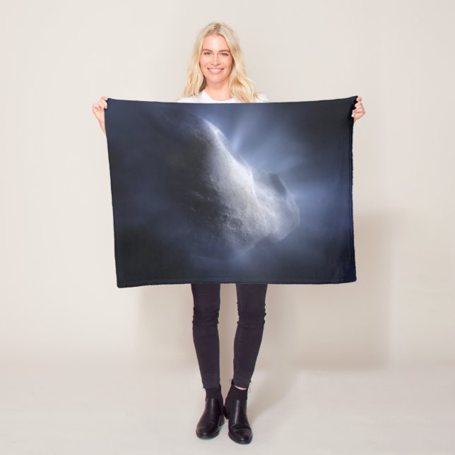 Couverture Polaire Un Gros Plan Illustratif Du Temple De La Comète. (En situation)