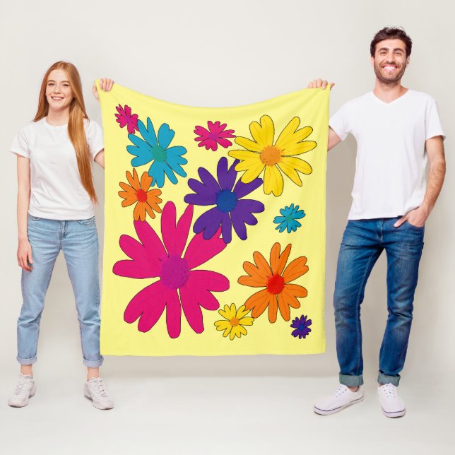 Couverture Polaire Un lit fleuri de fleurs marguerites (En situation)