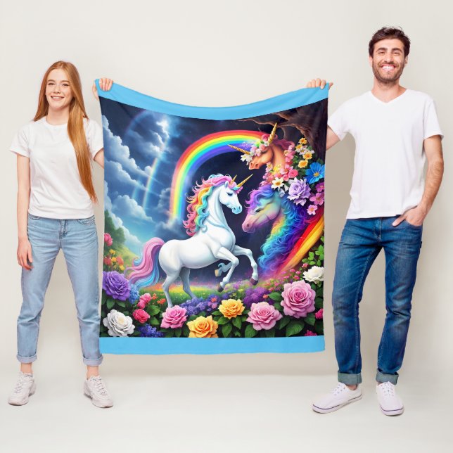 Couverture Polaire Unicorne arc-en-ciel une (En situation)