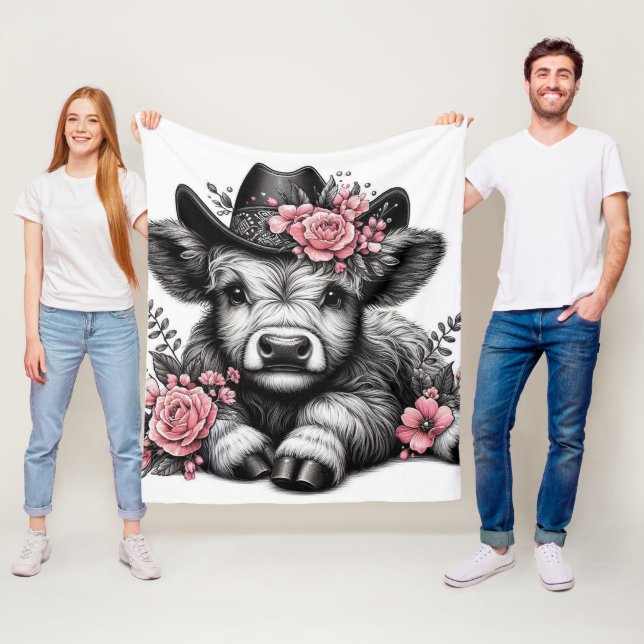 Couverture Polaire Vache Highland en Casquette avec décoration floral (En situation)