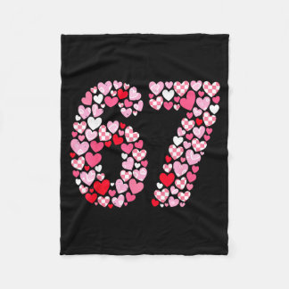 Couverture Polaire Valentine’s Day 67 Hearts Romantic Funny Six Seven