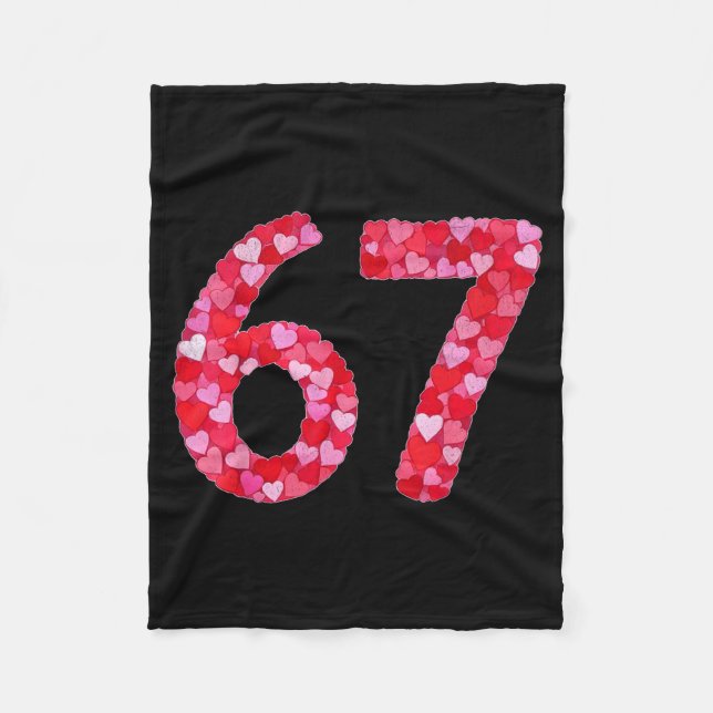 Couverture Polaire Valentine’s Day 67 Meme Filled With Hearts Funny S (Devant)