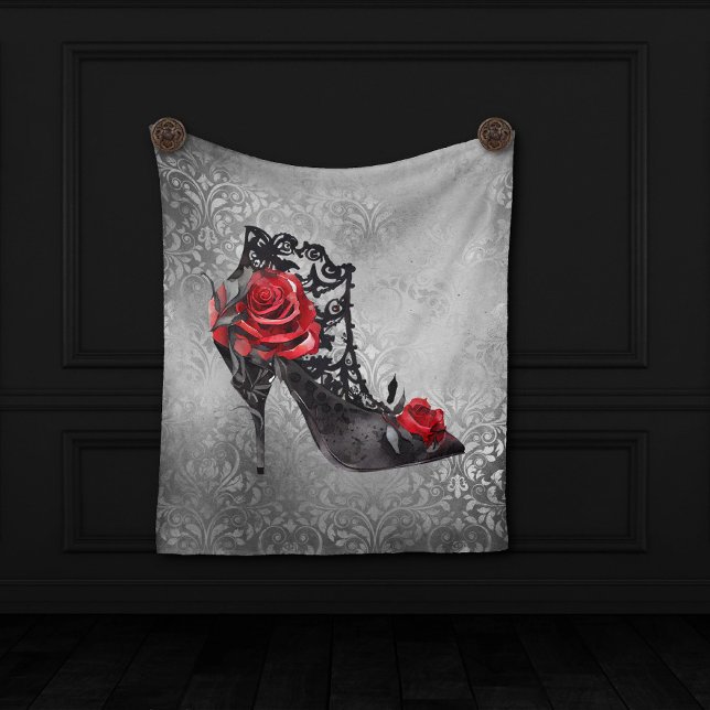 Couverture Polaire Vampy Vogue Grunge | Stiletto Lace Bootie Roses (Créateur téléchargé)