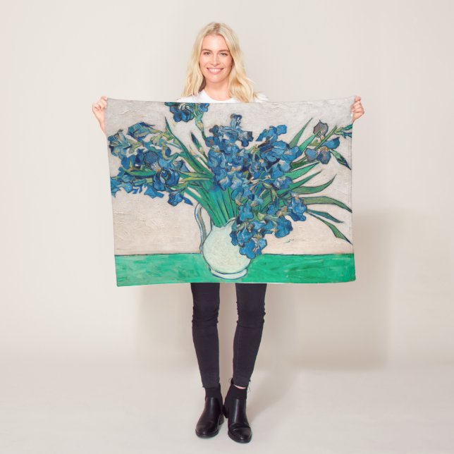Couverture Polaire Vase aux iris, Van Gogh (En situation)