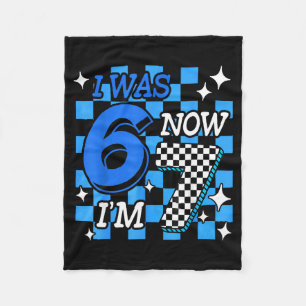 Couverture Polaire Vichy Bleu J'avais 6 ans Maintenant J'ai 7 ans Gar