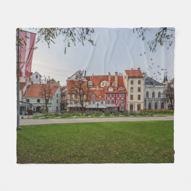 Couverture Polaire Vieille ville de Riga en automne (Devant (Horizontal))