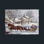 Couverture Polaire Vintage Currier & Ives Winter Sleigh Christmas<br><div class="desc">Vintage Currier & Ives Winter Sleigh Christmas Holiday Scene - Snuggle chaud et toasty à l'intérieur tandis que le temps hivernal fait rage à l'extérieur pendant que vous profitez de cette belle couverture vintage Currier & Ives image.</div>