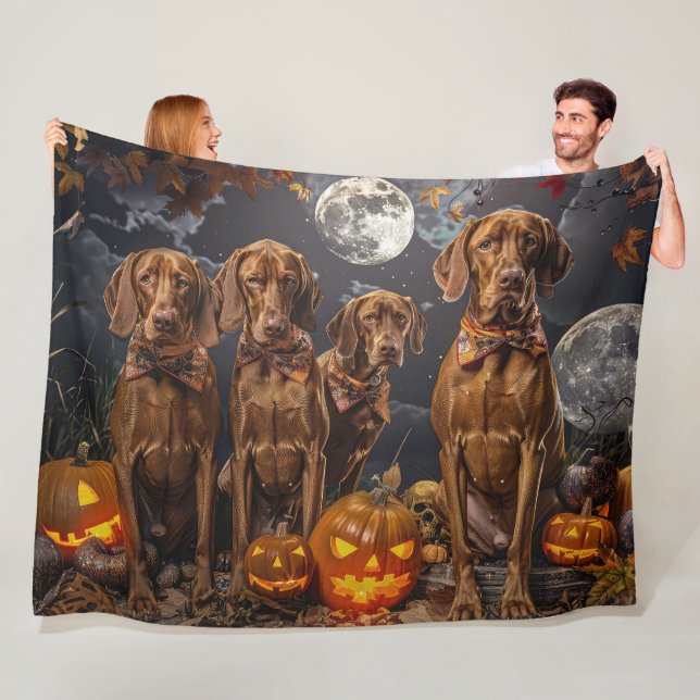 Couverture Polaire Vizsla Halloween Épouvantable (En situation)
