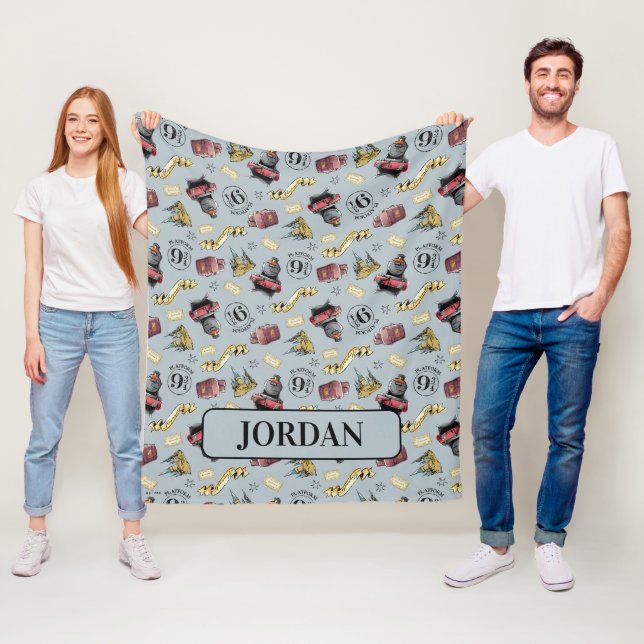 Couverture Polaire Voyage vers le motif HOGWARTS™ (En situation)