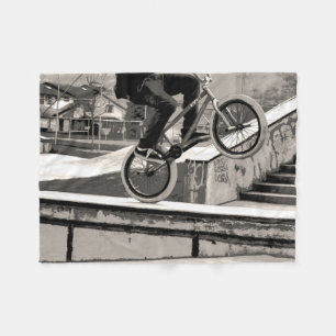 Couverture Polaire Wheelie Master - BMX Biker