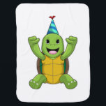 Couverture Pour Bébé Turtle at Birthday<br><div class="desc">Ce design est le cadeau idéal pour un anniversaire,  Noël et d'autres célébrations. Il convient aux femmes,  aux hommes et aux enfants.</div>