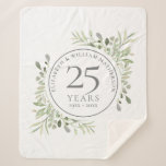 Couverture Sherpa 25e anniversaire Mariage d'argent verdure<br><div class="desc">Doté d'une douce délicate aquarelle de verdure de jardin de campagne,  ce chic couverture de sherpa 25ème anniversaire mariage peut être personnalisé avec vos détails spéciaux d'anniversaire dans un élégant texte argenté. Conçu par Thisisnotme©</div>