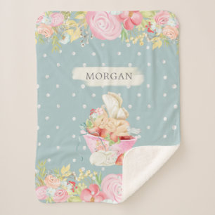 Couverture Sherpa bébé fée joli jardin enchanté monogramme sherpa b