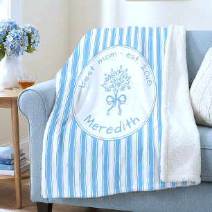 Couverture Sherpa Bleu Fantaisiste à Rayures Blanches Maman Préparée