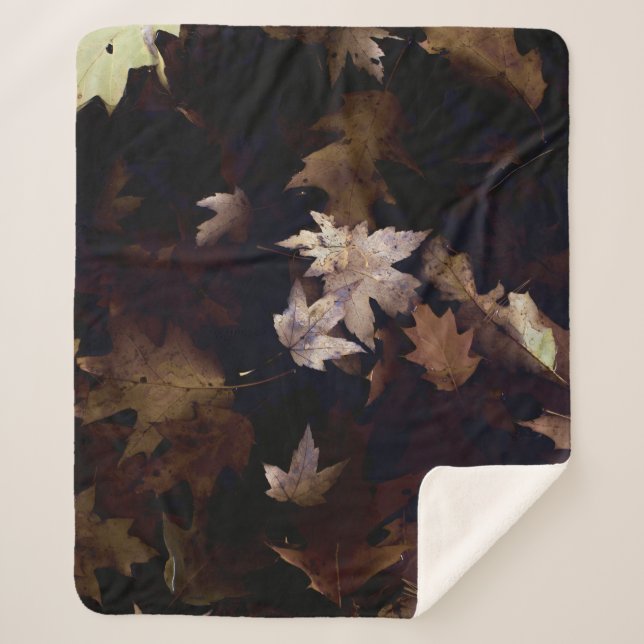 COUVERTURE SHERPA BROWN MAPLE LEAVES (Devant)