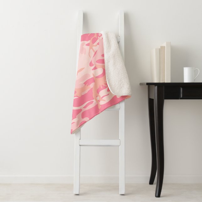Couverture Sherpa Camouflage rose, Armée (En situation)
