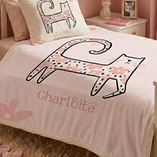Couverture Sherpa Chat floral rose fantaisiste nommé Think Pink (Créateur téléchargé)
