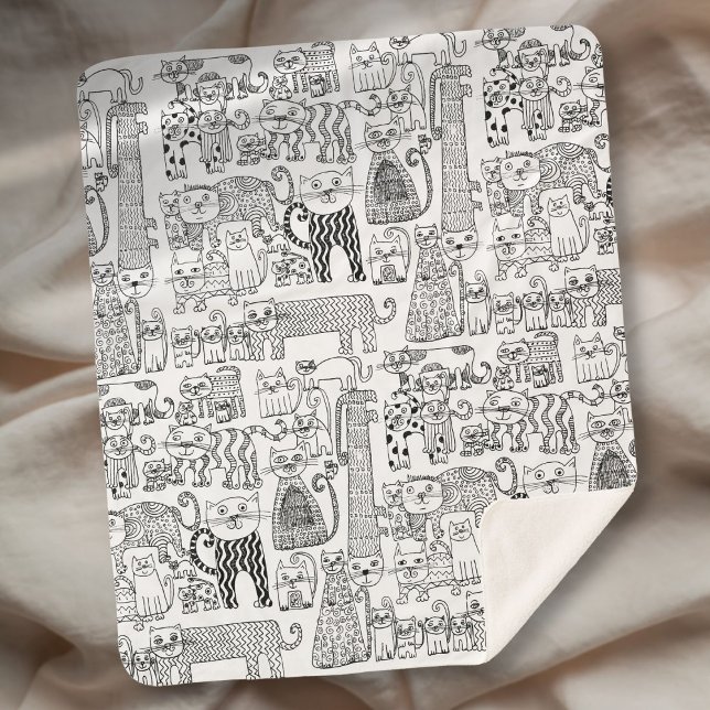 Couverture Sherpa Chats et chatons noirs et blancs modernes (Modern Black and White Cats And Kittens Patterned Sherpa Blanket)