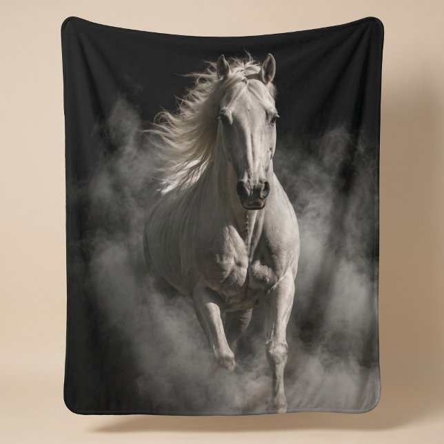 Couverture Sherpa Cheval Blanc Dans La Fumée (Créateur téléchargé)