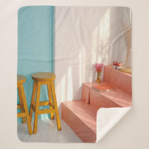 Couverture Sherpa Deux tabourets de bar en bois jaune
