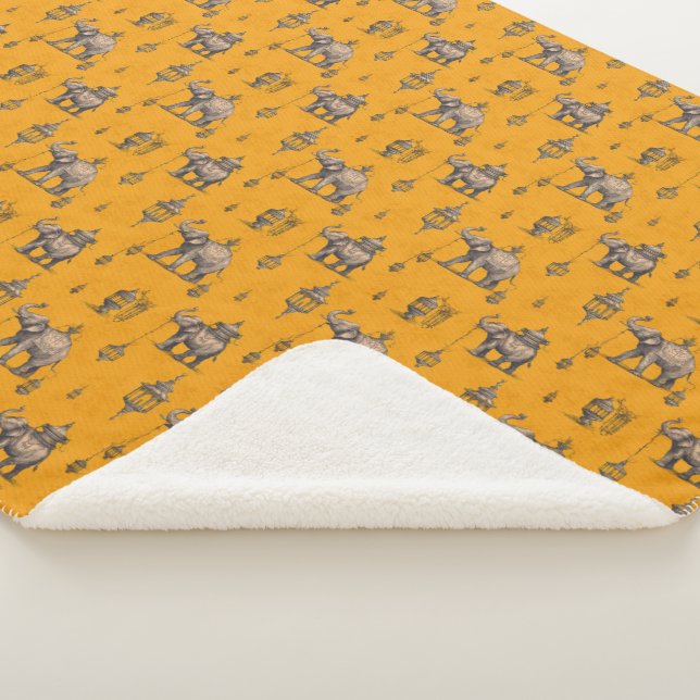 Couverture Sherpa Diwali Elephant in Golden Field Toile de Jouy  (3/4)