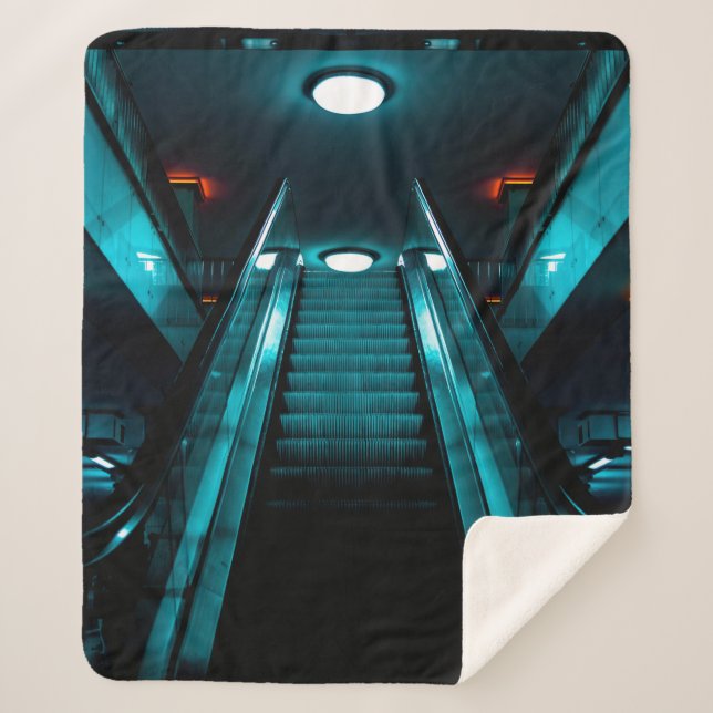 COUVERTURE SHERPA ESCALATEUR VIDE (Devant)