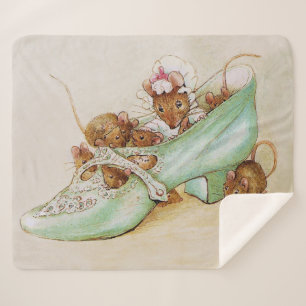 Couverture Sherpa Famille de souris dans une chaussure par Beatrix P