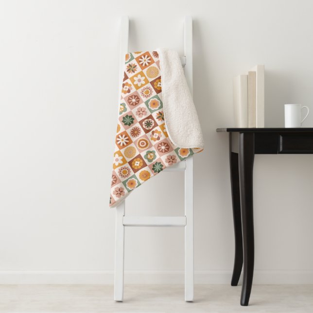 Couverture Sherpa Fleur de Groovy Rétro (En situation)