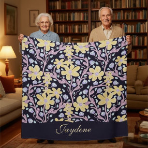 Couverture Sherpa Fleurs au pastel jaune parmi les vignes