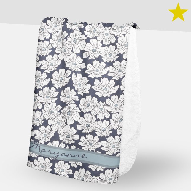 Couverture Sherpa Fleurs blanches rustiques esquisse teinte bleue no (Créateur téléchargé)
