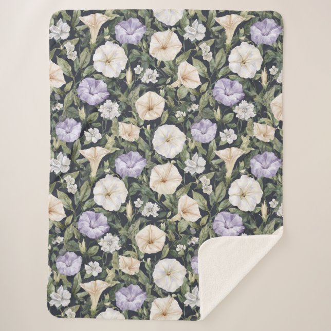 Couverture Sherpa Fleurs de pétunia crème lavande violet   (Devant)