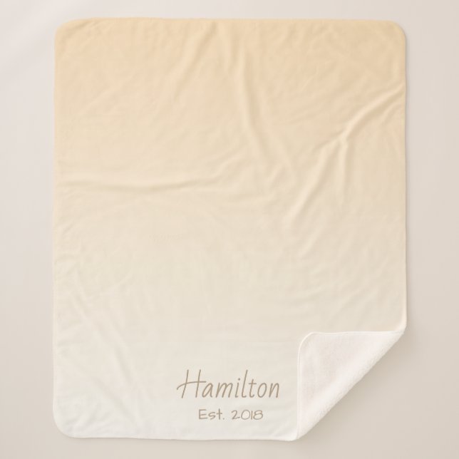 Couverture Sherpa Gradient de crème moderne et nom de famille (Devant)