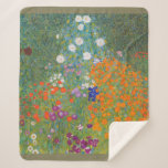 Couverture Sherpa Gustav Klimt Fleur Jardin Cottage Nature<br><div class="desc">Un beau tableau de jardin - c'est un tableau classique de Gustav Klimt,  appelé Cottage Garden,  ou Bauergarten,  1907,  qui est un gros plan d'un jardin fleuri,  un tableau floral coloré.</div>