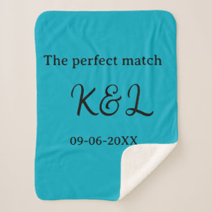 Couverture Sherpa Le nom du couple parfait lettre date bleu sim